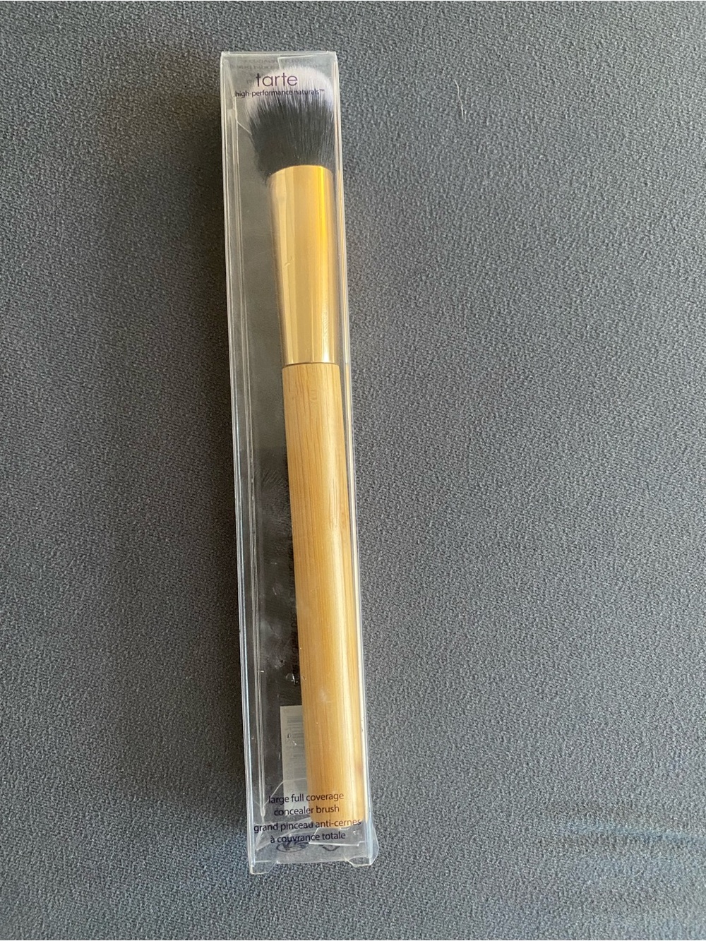 tarte Bamboo-Style Brush with Gold Ferrule and Black Bristles